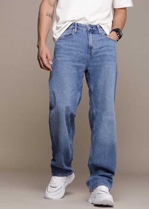 cd319e42-169d-46dd-838e-c2a83f7b8d721686632515107-Calvin-Klein-Jeans-Men-Blue-Straight-Fit-Light-Fade-Pure-Cot-1